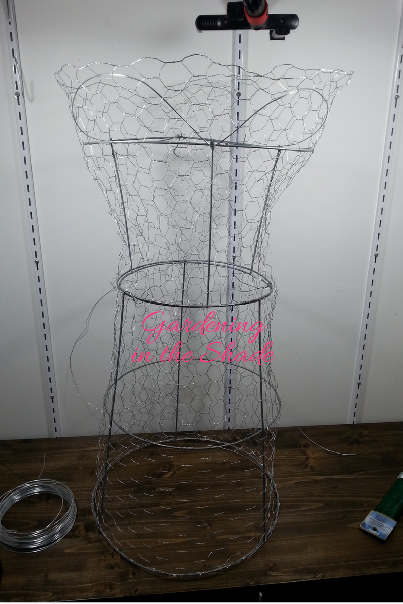 Tomato Cage Mannequin - forming chicken wire