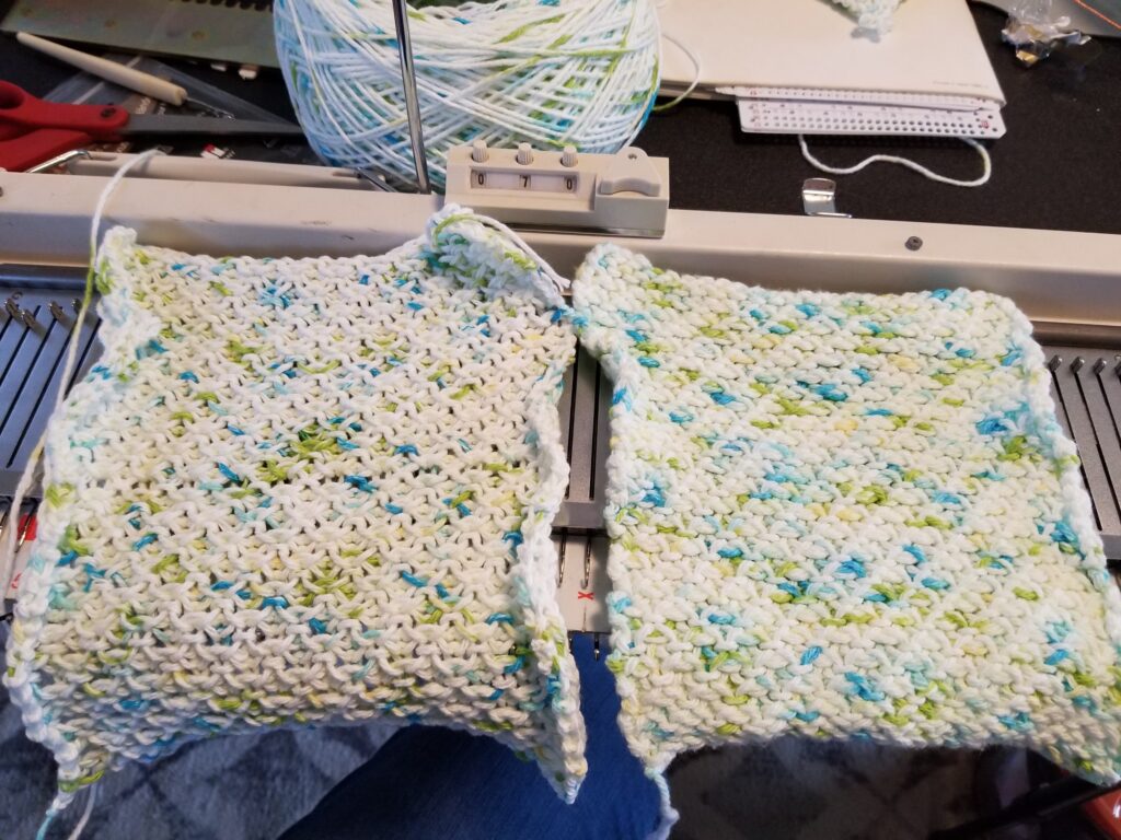 Knitted dishcloth on the chunky machine